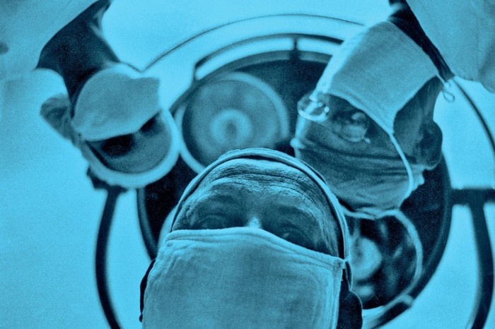 Le Cancer, l'industrie pharmaceutique et le systeme medical occidental 