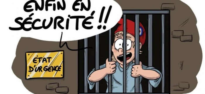 Une comatique se r�veille dans une pand�mie de folie myst�rieuse sur la terre o� les humains se jettent dans une prison virtuelle 